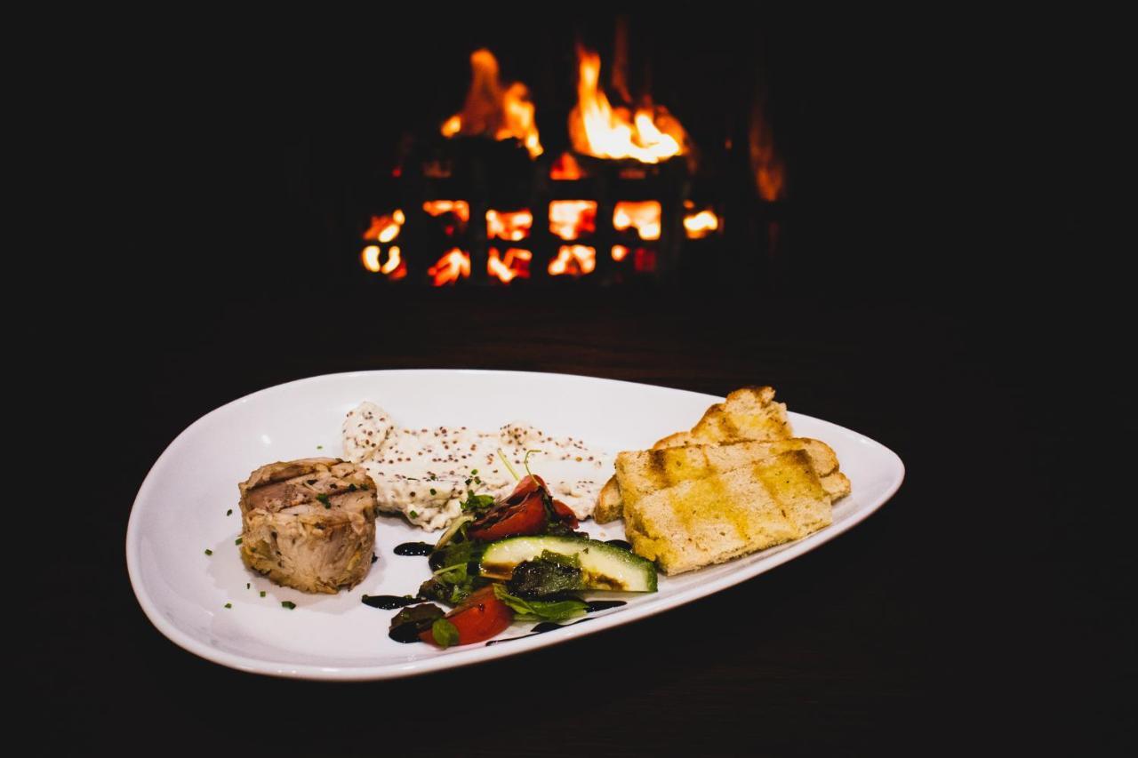 The Lion Hotel Llansantffraid-ym-Mechain Zewnętrze zdjęcie